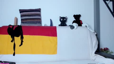 Katherine online show from 02.06.25