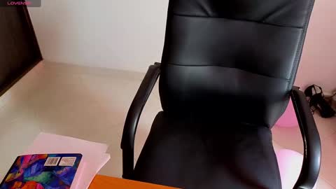 Snapshot of katherinepeti chatting on 01.31.25 KT new account online show from 01.31.25