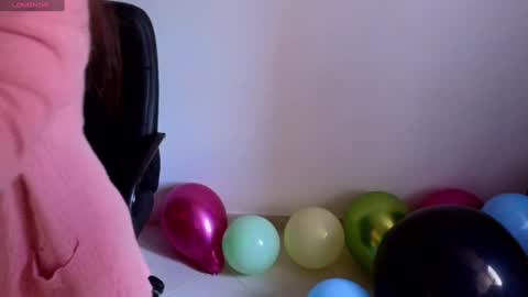 Snapshot of katherinepeti chatting on 02.02.25 KT new account online show from 02.02.25