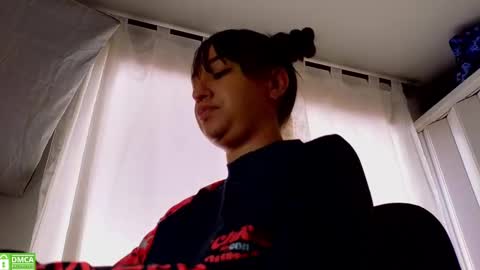 Snapshot of katherinepeti chatting on 09.18.25 KT new account online show from 09.18.25