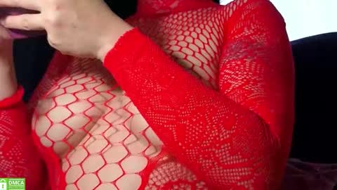 Snapshot of katherinepeti chatting on 10.20.25 KT new account online show from 10.20.25