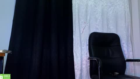 Snapshot of katherinepeti chatting on 10.21.25 KT new account online show from 10.21.25