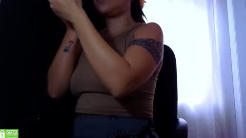 Snapshot of katherinepeti chatting on 10.22.25 KT new account online show from 10.22.25