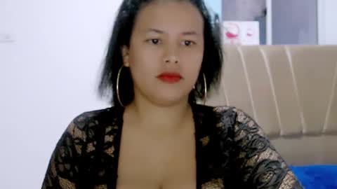 Snapshot of katherinne03 chatting on 10.25.25 natalia online show from 10.25.25