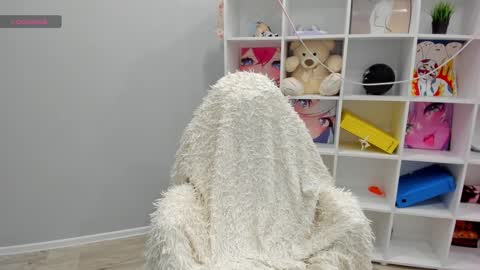 Kathleen  GTM 3 400-1000 Mon Wed Wed Sat Sun  online show from 01.05.25