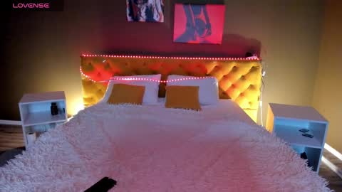 Kathleen  GTM 3 400-1000 Mon Wed Wed Sat Sun  online show from 02.08.25