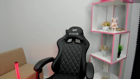 Kathleen  GTM 3 400-1000 Mon Wed Wed Sat Sun  online show from 03.09.25