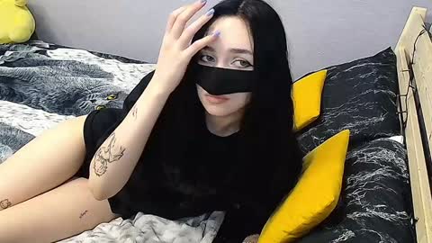 KathrineBerry online show from 01.28.25