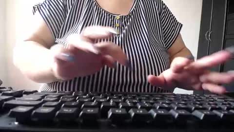 Snapshot of kathybigboobsbbw_ chatting on 12.25.24 kathybigboobsbbw_ online show from 12.25.24