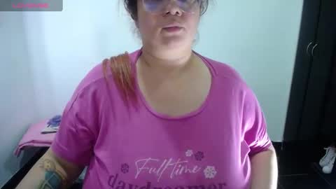 Snapshot of kathybigboobsbbw_ chatting on 02.11.25 kathybigboobsbbw_ online show from 02.11.25