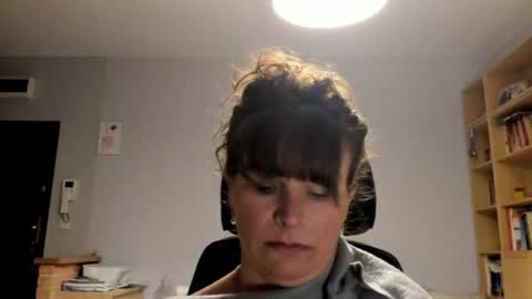 Snapshot of kathysky40 chatting on 11.30.25 KATHY online show from 11.30.25