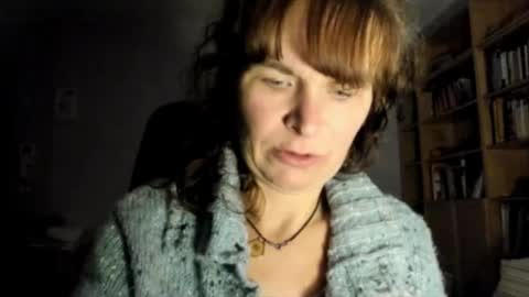 Snapshot of kathysky40 chatting on 12.17.25 KATHY online show from 12.17.25