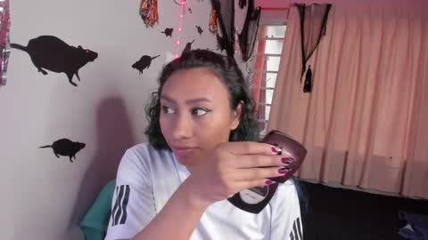 Katia online show from 10.31.25