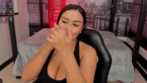 Katia online show from 10.23.25