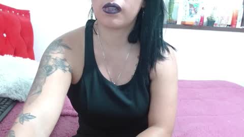 Snapshot of katia_collins chatting on 12.15.24 Katia collins online show from 12.15.24