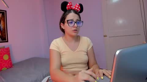 Khaterine online show from 03.02.25