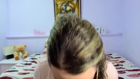 Khaterine online show from 10.22.25