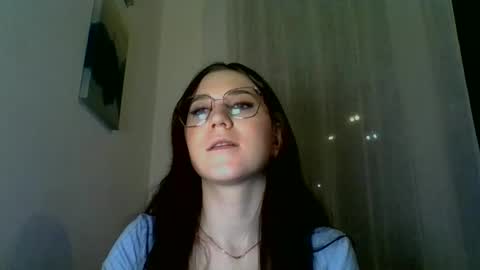 katie_foxi online show from 02.21.25
