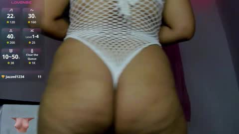 Snapshot of katie_perry18 chatting on 11.09.25 katie_perry18 online show from 11.09.25