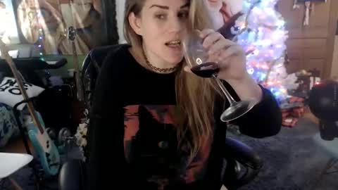 Katie online show from 12.25.24