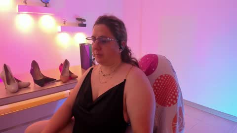 Katherine online show from 09.29.25