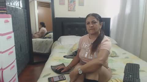 katie online show from 02.12.25