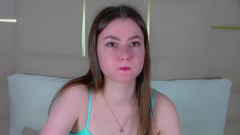 Snapshot of katiereeves chatting on 02.24.26 katiereeves online show from 02.24.26