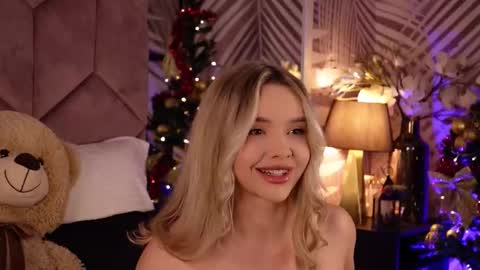 KatJolie online show from 12.13.25