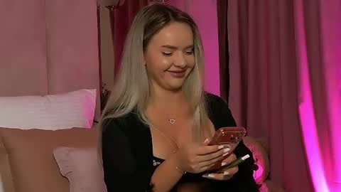 KatJolie online show from 07.06.26
