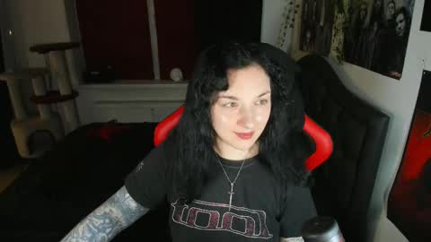 Katriece Spikes online show from 10.17.25