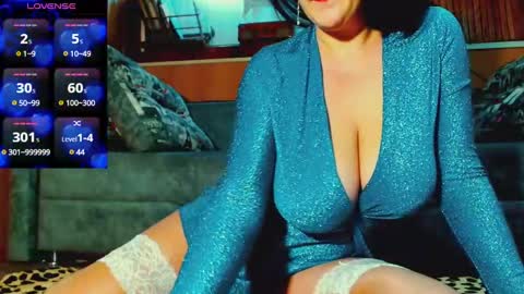 KatrineDenev online show from 12.04.24