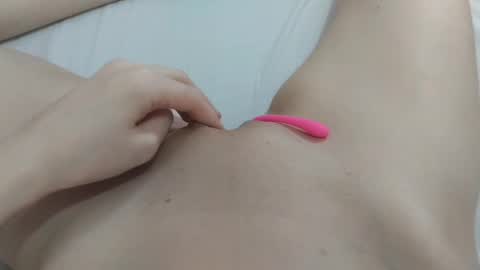 Snapshot of katrinna_arinna chatting on 01.26.25 katrina dont forget to give me thumbs up online show from 01.26.25