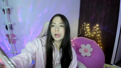 Snapshot of katrinrosex chatting on 12.09.24 Katrin online show from 12.09.24