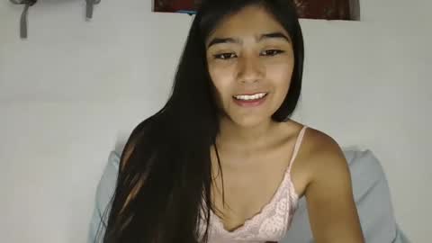 Snapshot of katrushca24 chatting on 01.15.25 kat online show from 01.15.25