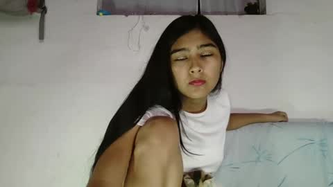 Snapshot of katrushca24 chatting on 03.06.25 kat online show from 03.06.25