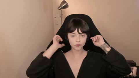 Snapshot of katsurotaro chatting on 12.05.24 katsuro online show from 12.05.24