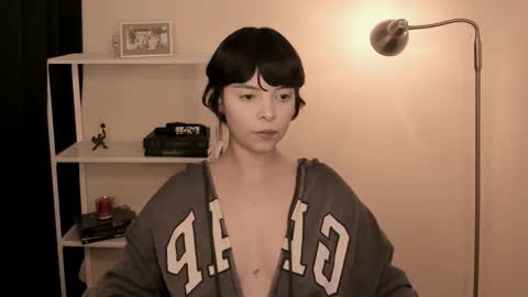 Snapshot of katsurotaro chatting on 10.28.25 katsuro online show from 10.28.25