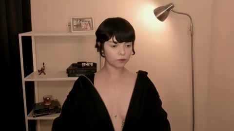 Snapshot of katsurotaro chatting on 11.11.25 katsuro online show from 11.11.25