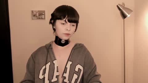 Snapshot of katsurotaro chatting on 11.22.25 katsuro online show from 11.22.25