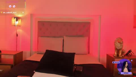 katte_hood_ online show from 03.07.25