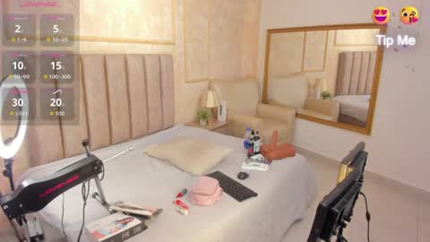 Katerine online show from 05.14.26
