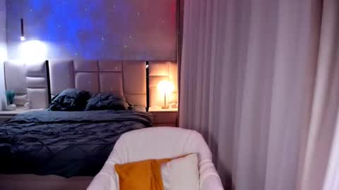 Snapshot of kattelovelyy chatting on 03.02.25 GoddessKateline online show from 03.02.25