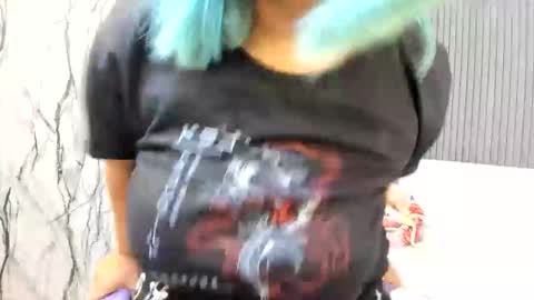 katteyes_ online show from 04.15.26