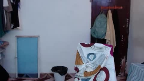 katteyes_ online show from 05.22.26