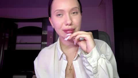 Elizabeth online show from 06.03.26