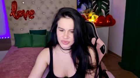 Snapshot of kattiesims chatting on 02.12.25 KattieSims online show from 02.12.25