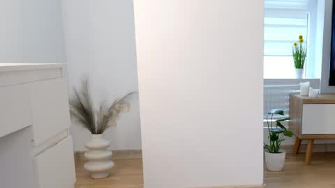 Katty Perry online show from 04.09.26