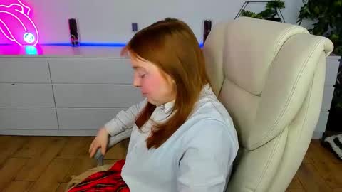 Snapshot of katty_rose8 chatting on 02.06.26 Katty online show from 02.06.26