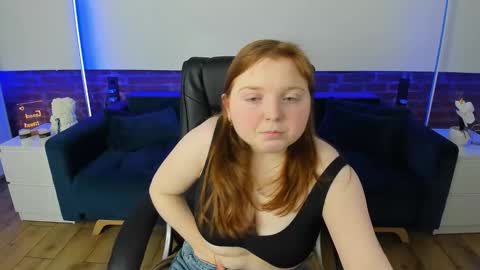 Snapshot of katty_rose8 chatting on 02.09.26 Katty online show from 02.09.26