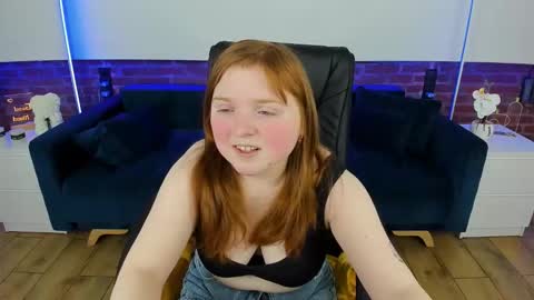 Snapshot of katty_rose8 chatting on 02.13.26 Katty online show from 02.13.26